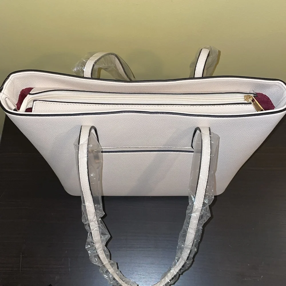Winter White Vegan Tote NWT